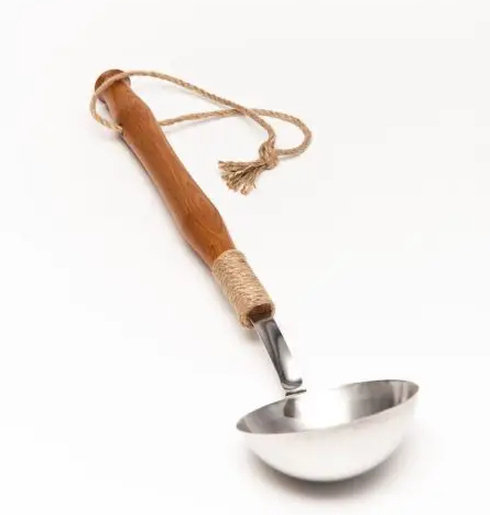 Ковш с нержавейков 0,5 л (ПРЕМИУМ) Ковш с нержавейков 0,5 л (ПРЕМИУМ)